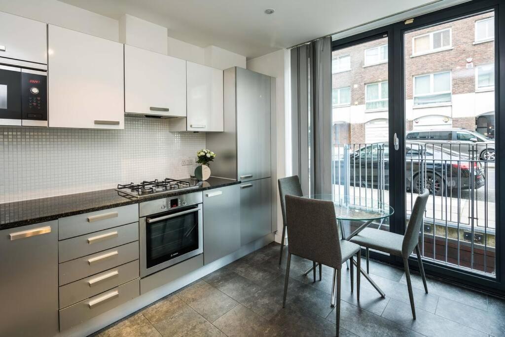 شقة Chic And Spacious Flat Near Bond Street لندن المظهر الخارجي الصورة